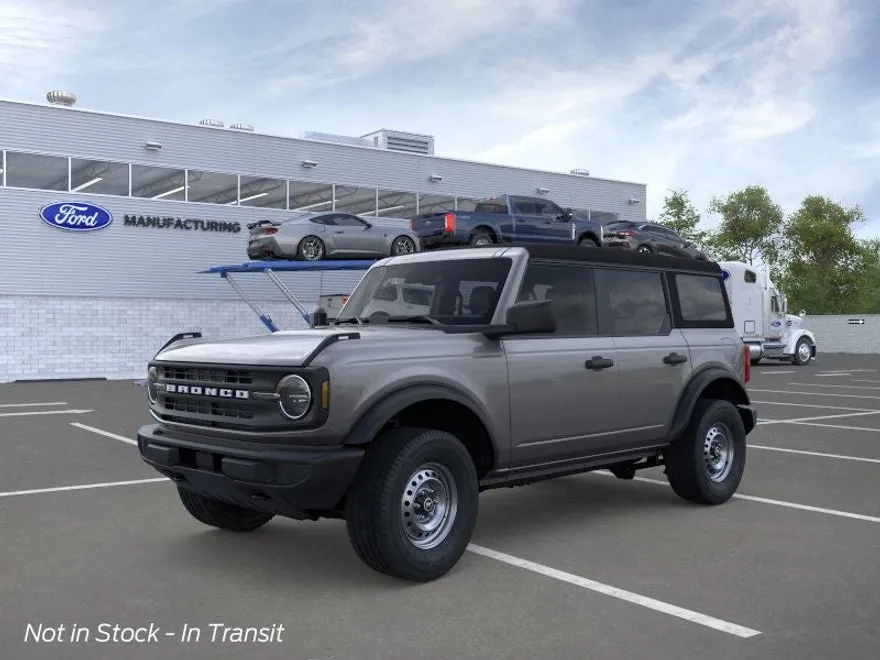 2025 Ford Bronco Base photo 1