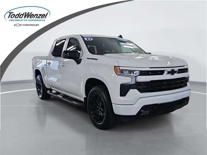 2023 Chevrolet Silverado 1500 RST photo 1