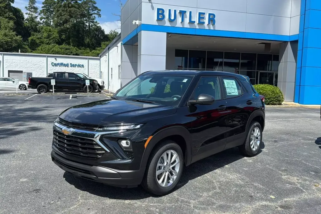 2026 Chevrolet Trailblazer LS photo 1