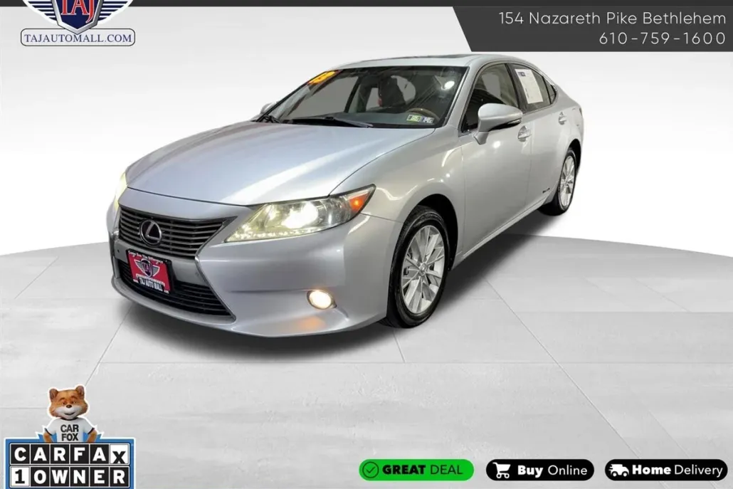 2013 Lexus ES 300h photo 1
