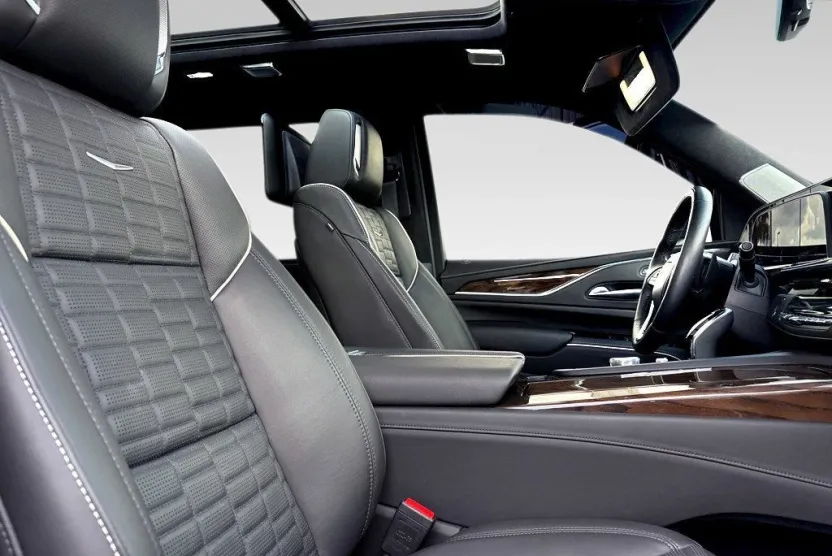 2024 Cadillac Escalade ESV Premium Luxury Platinum photo 1