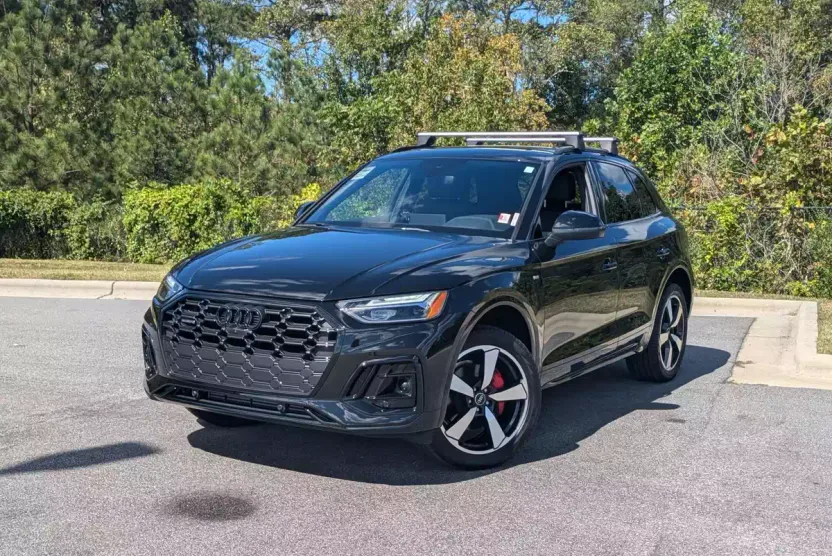 2024 Audi Q5 S line Premium Plus photo 1