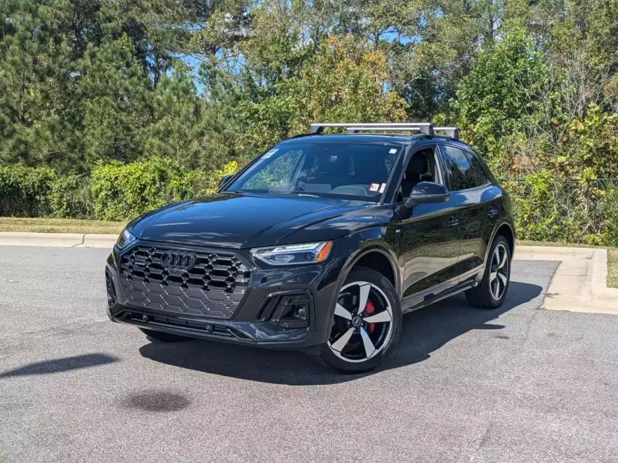 2024 Audi Q5 S line Premium Plus photo 1