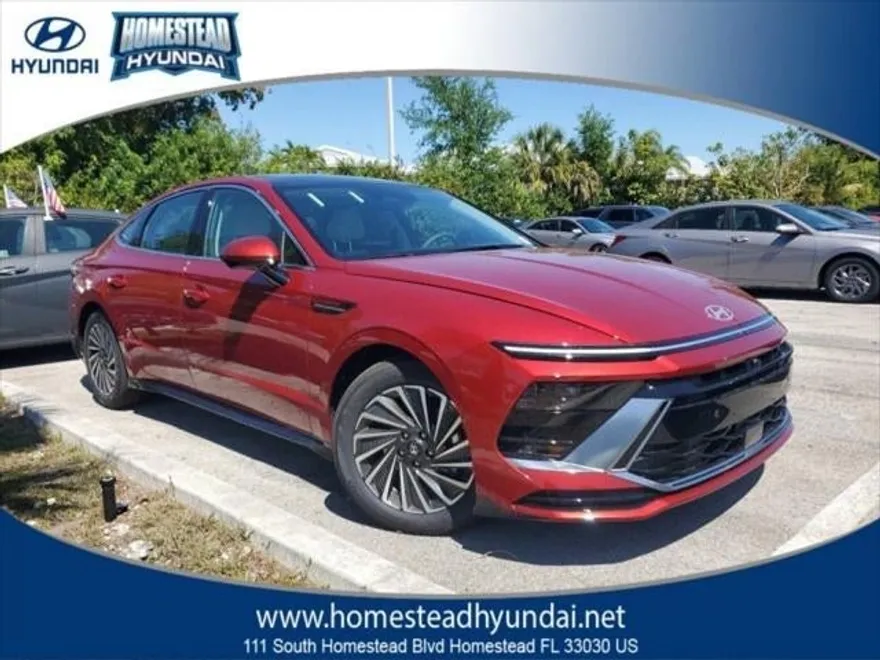 2025 Hyundai Sonata Hybrid Limited photo 1
