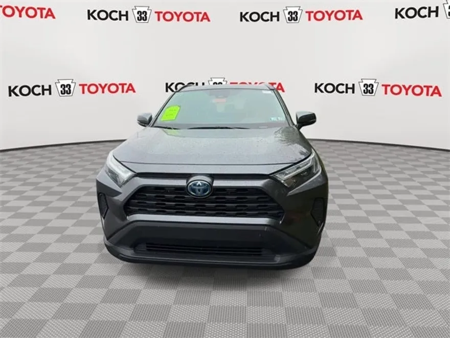 2023 Toyota RAV4 Hybrid XLE photo 1