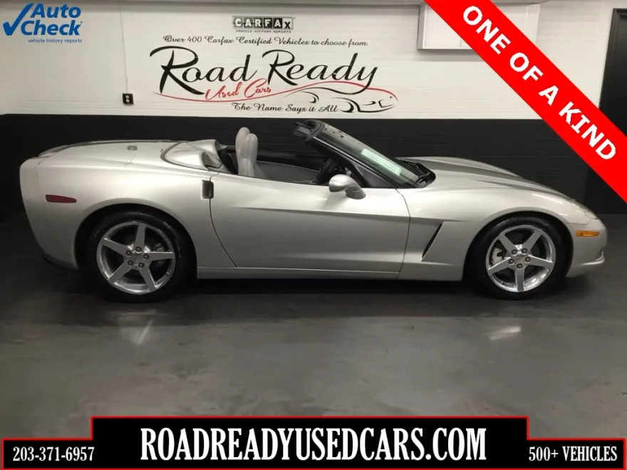 2005 Chevrolet Corvette Base photo 1