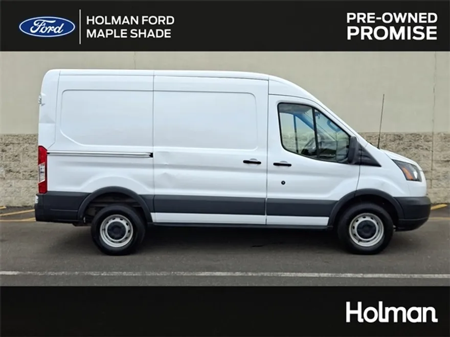 2017 Ford Transit photo 1