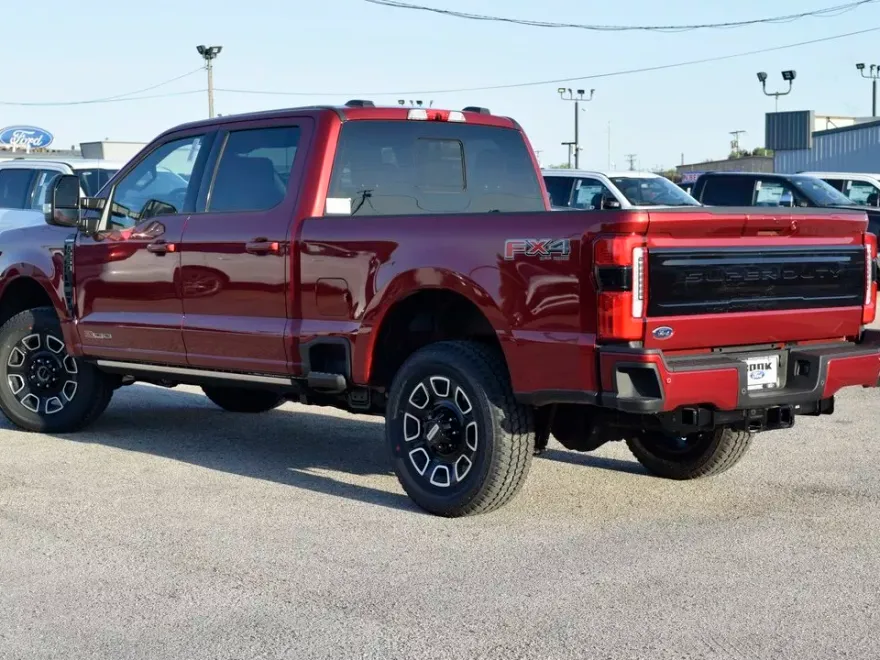 2025 Ford F-250 photo 1