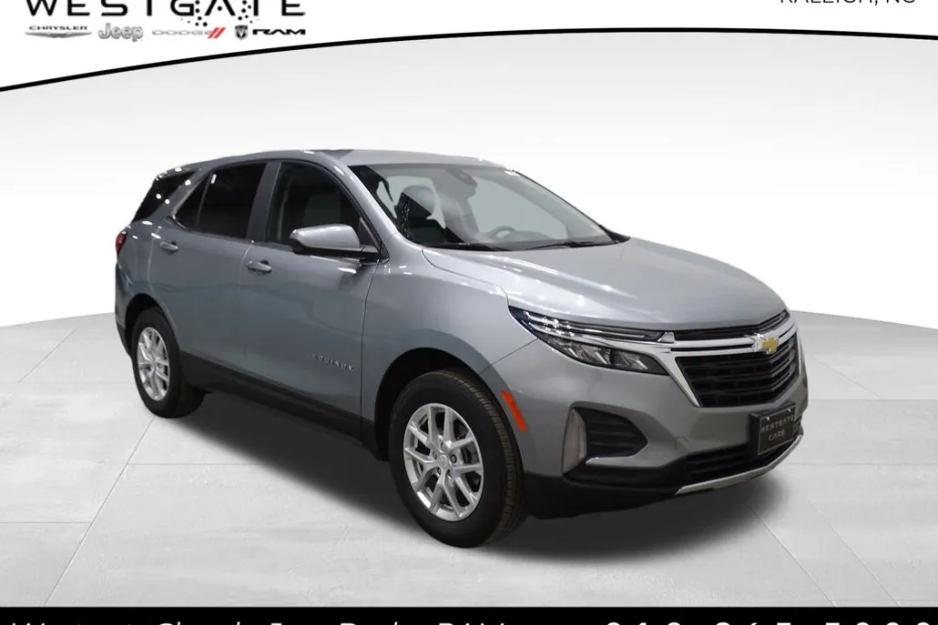 2023 Chevrolet Equinox LT photo 1