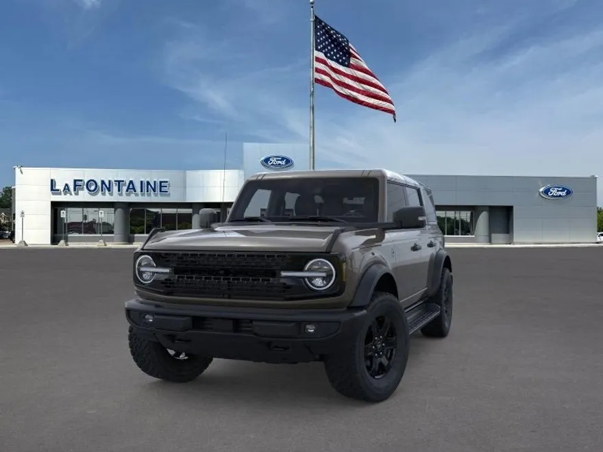 2025 Ford Bronco Outer Banks photo 1