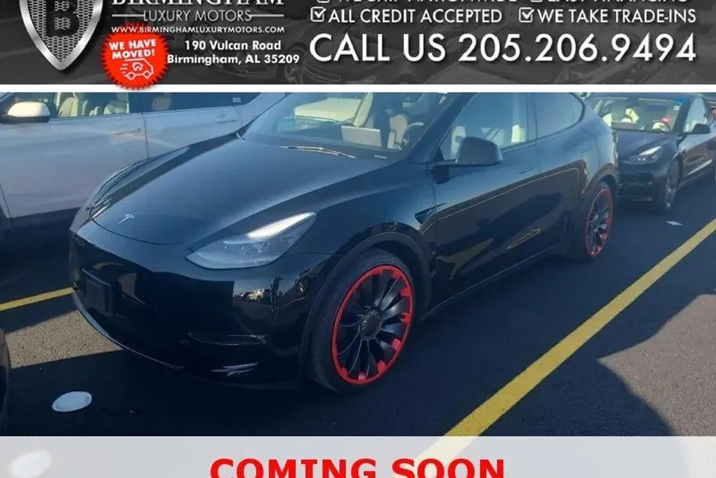 2025 Tesla Model Y Performance photo 1