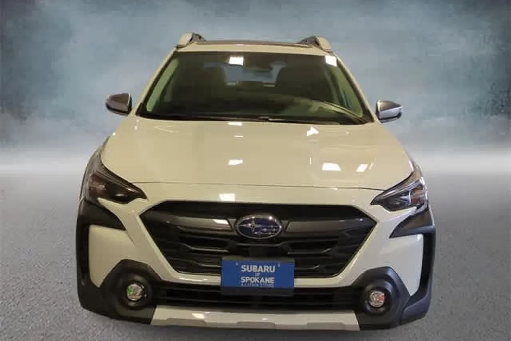 2025 Subaru Outback Touring photo 1