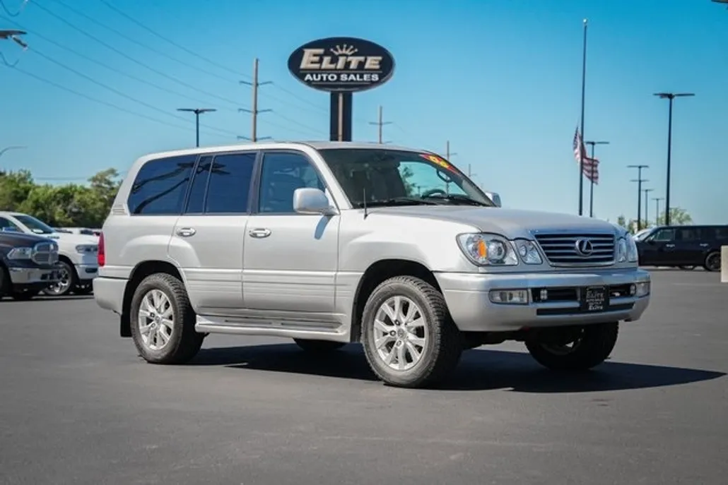 2006 Lexus LX 470 photo 1