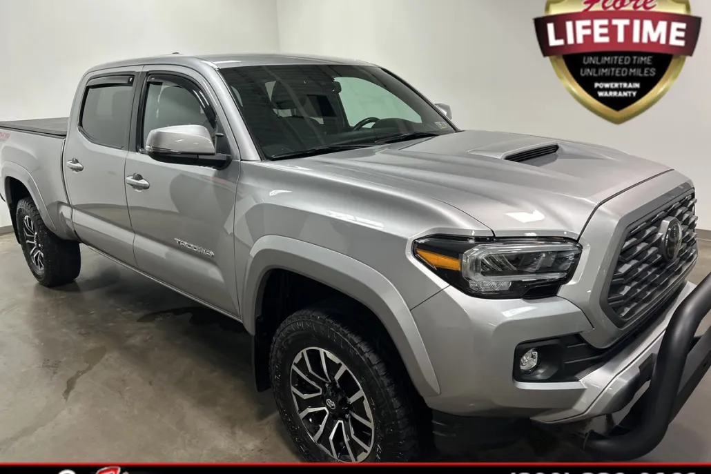 2021 Toyota Tacoma TRD Sport photo 1