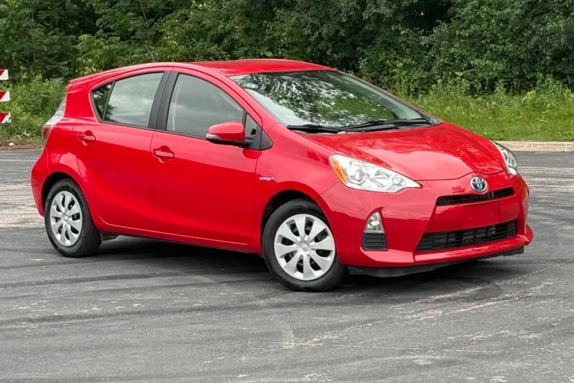 2012 Toyota Prius C Two photo 1