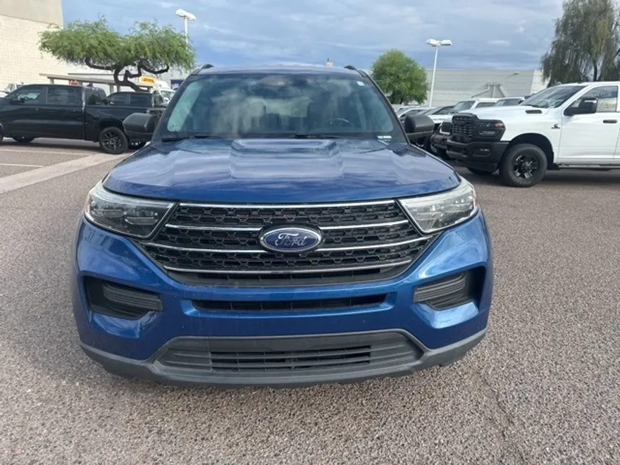 2021 Ford Explorer XLT photo 1