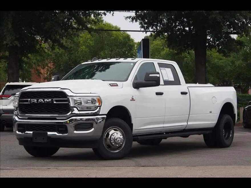 2024 Ram 3500 Tradesman photo 1