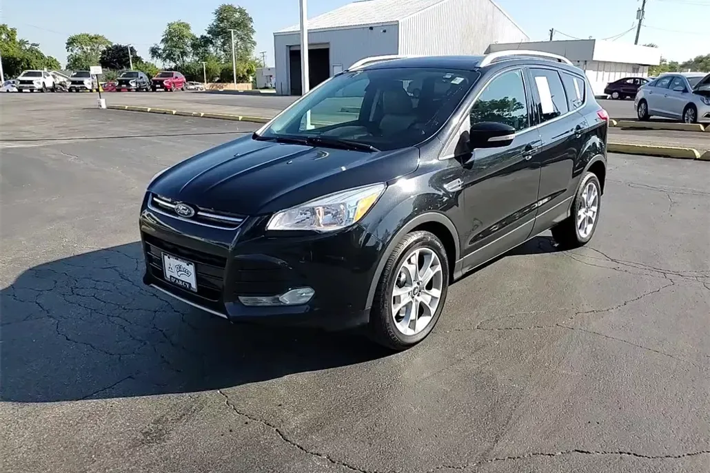 2015 Ford Escape Titanium photo 1