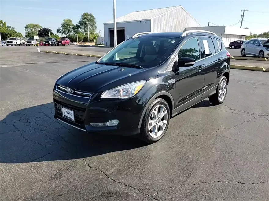 2015 Ford Escape Titanium photo 1