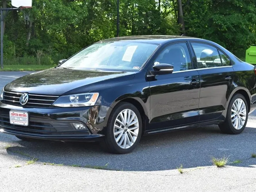 2015 Volkswagen Jetta 1.8T SE photo 1