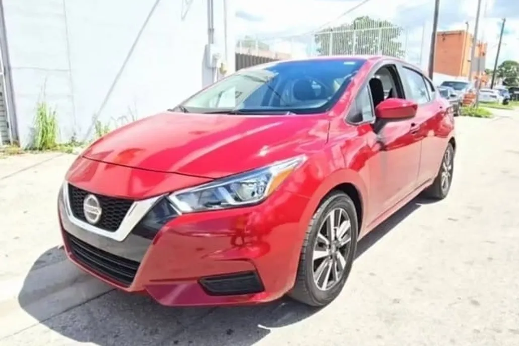 2022 Nissan Versa 1.6 SV photo 1
