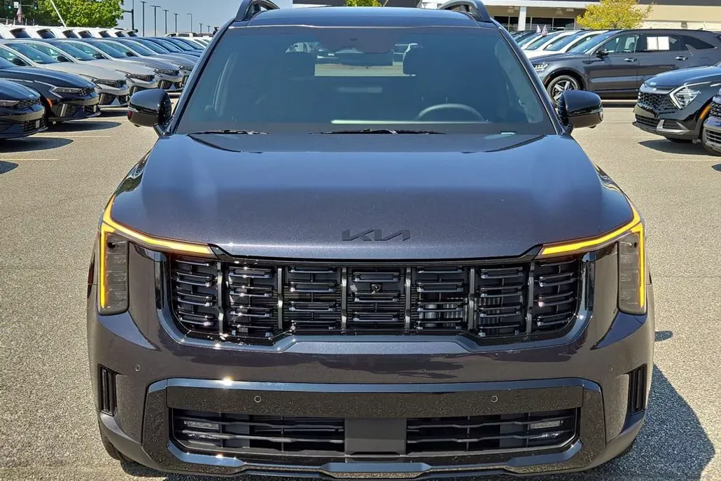 2026 Kia Sorento X-Line SX photo 1