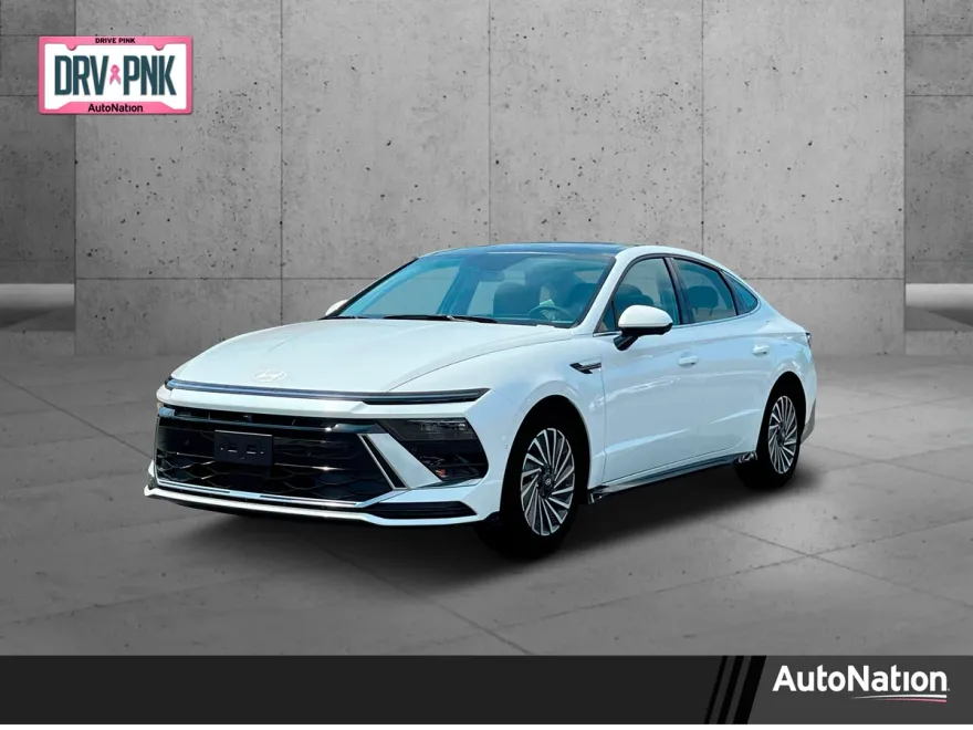 2025 Hyundai Sonata Hybrid Limited photo 1
