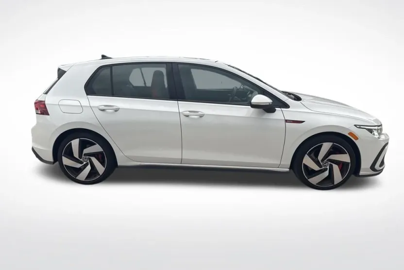 2022 Volkswagen Golf GTI SE photo 1
