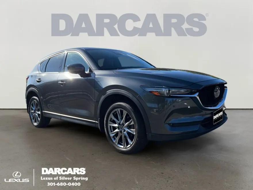 2019 Mazda CX-5 Signature photo 1