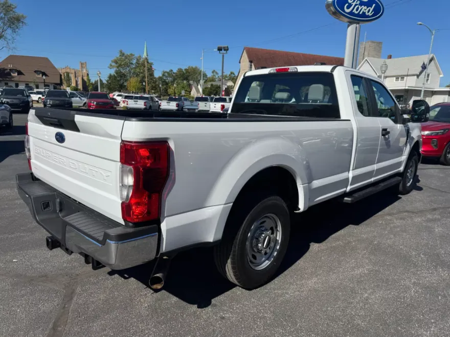 2022 Ford F-250 XL photo 1