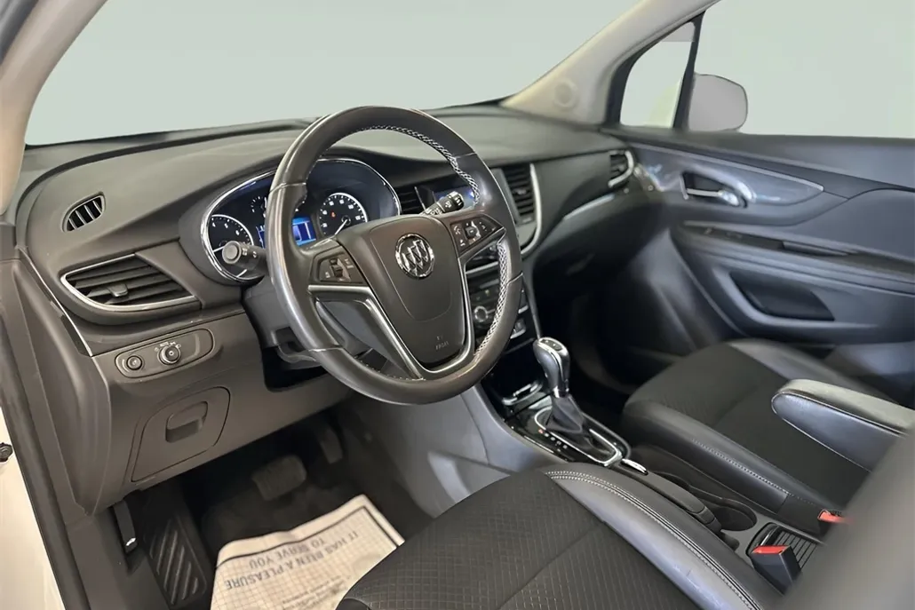 2022 Buick Encore Preferred photo 1