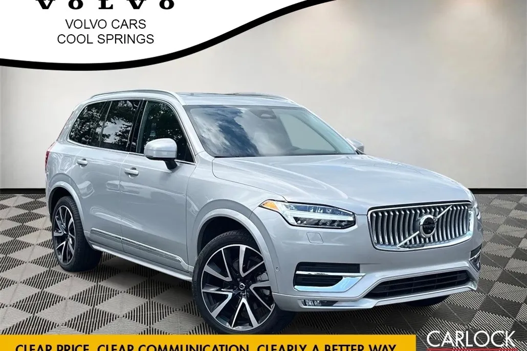 2023 Volvo XC90 AWD Plus photo 1