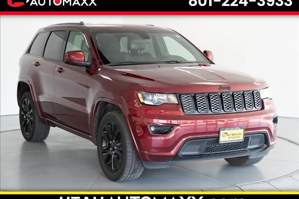 2021 Jeep Grand Cherokee Laredo X photo 1