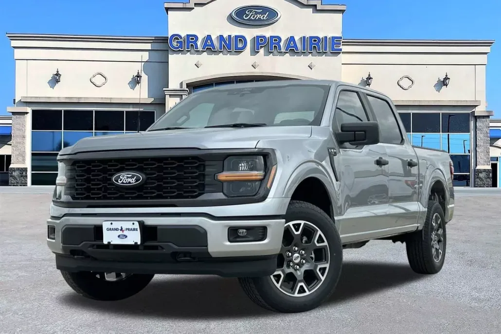 2025 Ford F-150 STX photo 1