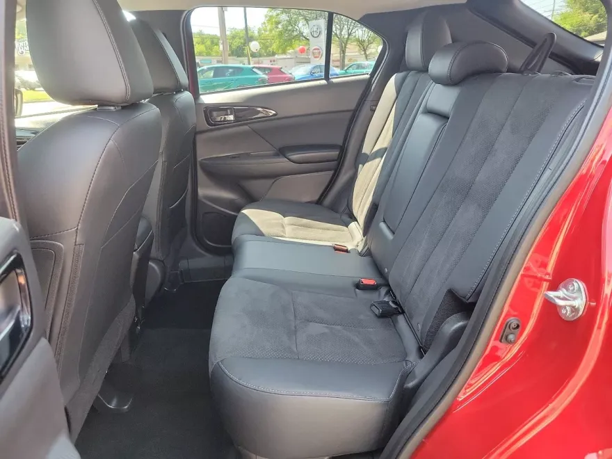 2023 Mitsubishi Eclipse Cross SEL photo 10
