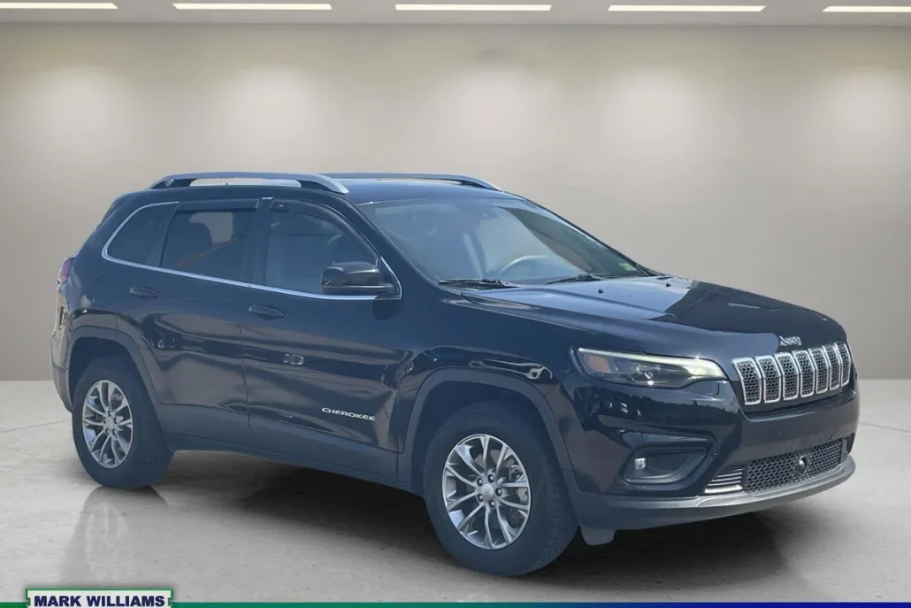 2021 Jeep Cherokee Latitude photo 1