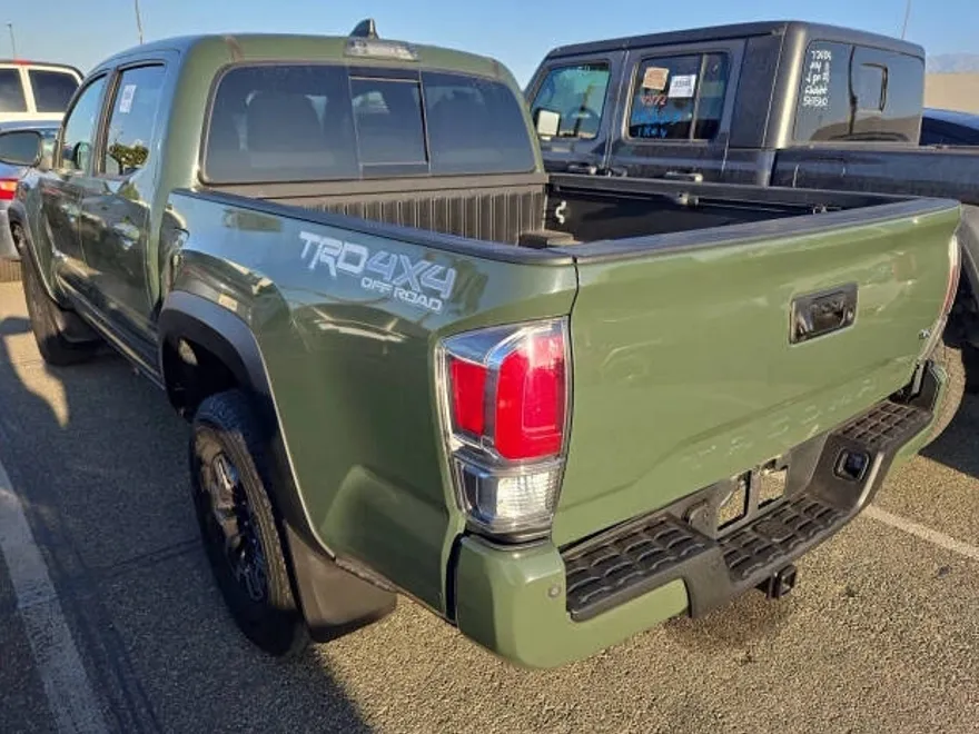 2021 Toyota Tacoma TRD Off-Road photo 1