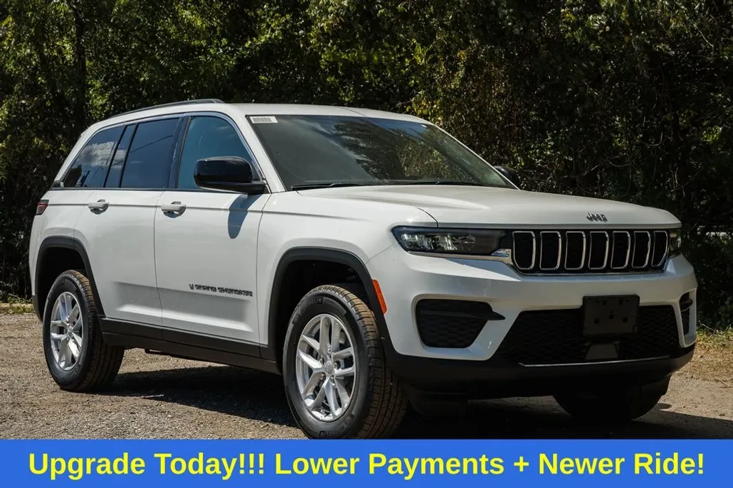 2025 Jeep Grand Cherokee Laredo photo 1