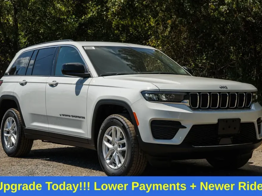 2025 Jeep Grand Cherokee Laredo photo 1
