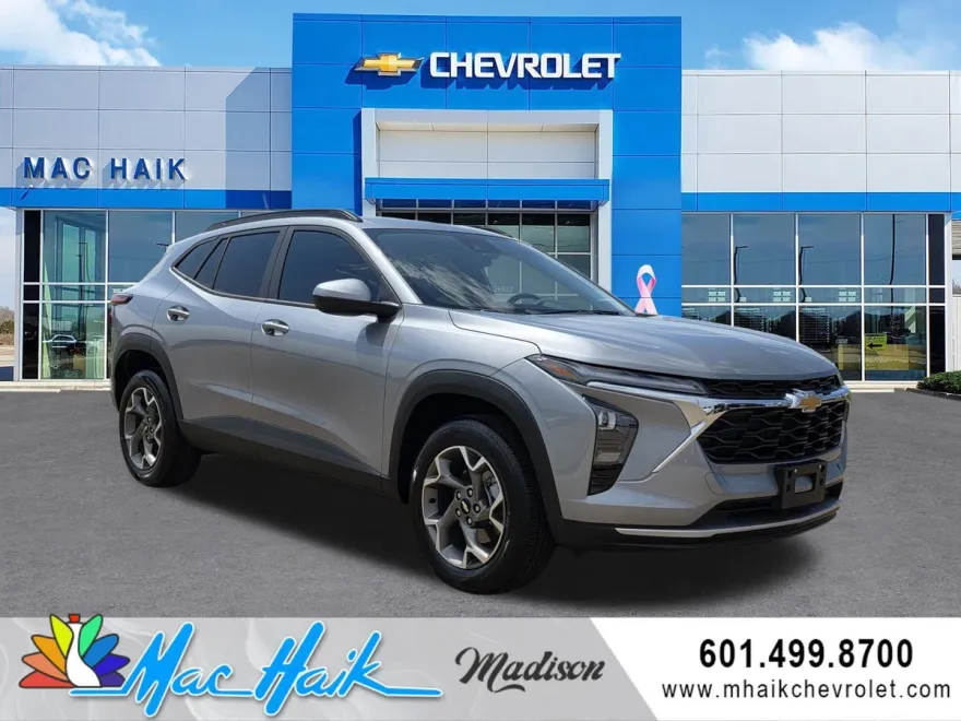 2025 Chevrolet Trax LT photo 1