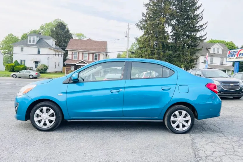 2020 Mitsubishi Mirage G4 ES photo 1