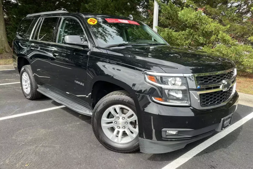 2020 Chevrolet Tahoe LT photo 1