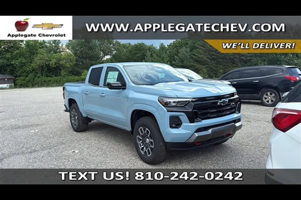 2025 Chevrolet Colorado Z71 photo 1