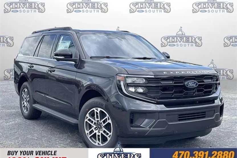 2025 Ford Expedition XLT photo 1