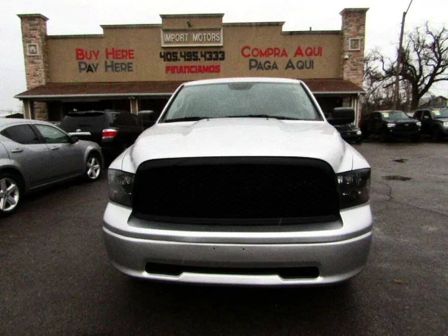 2018 Ram 1500 SLT photo 1