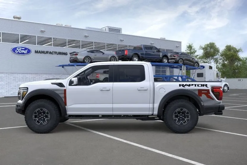 2025 Ford F-150 Raptor photo 1