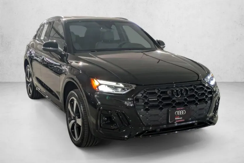 2024 Audi Q5 45 S line Premium Plus photo 1