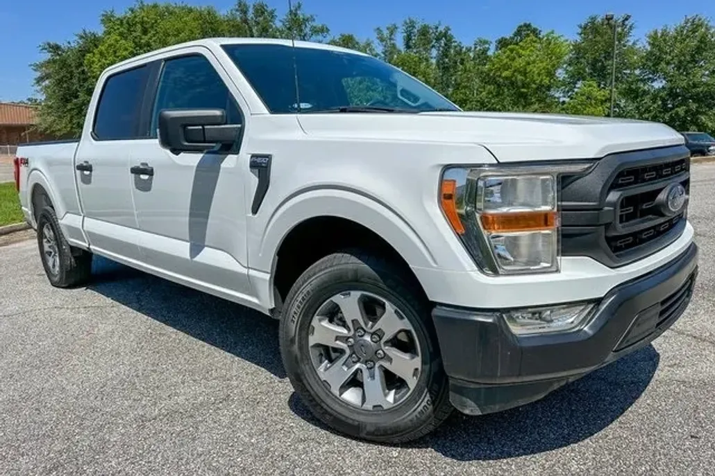 2022 Ford F-150 XL photo 1