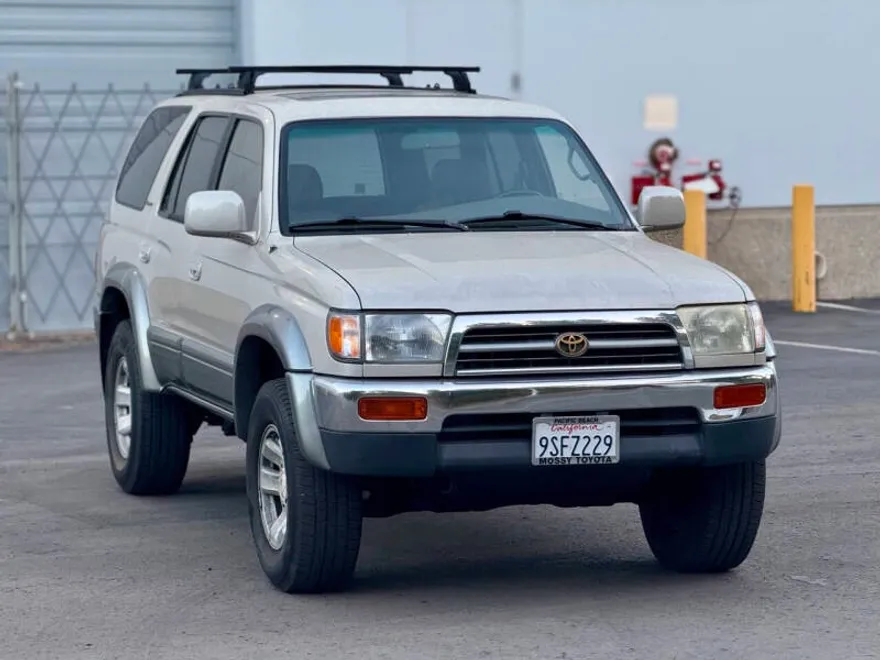 1997 Toyota 4Runner Limited photo 1