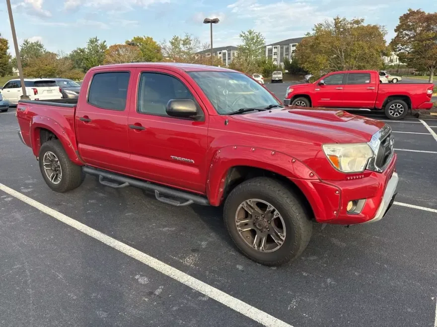 2015 Toyota Tacoma PreRunner V6 photo 1